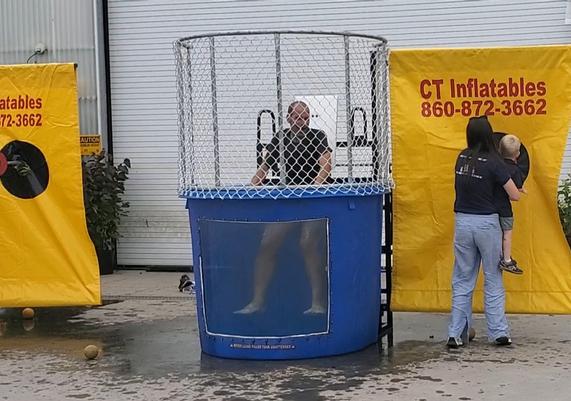 CAD Dunk tank - Chris